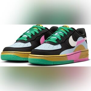 Nike Air Force 1 Lv8 2